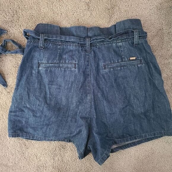 Guess denim shorts worn once M - Picture 2 of 3